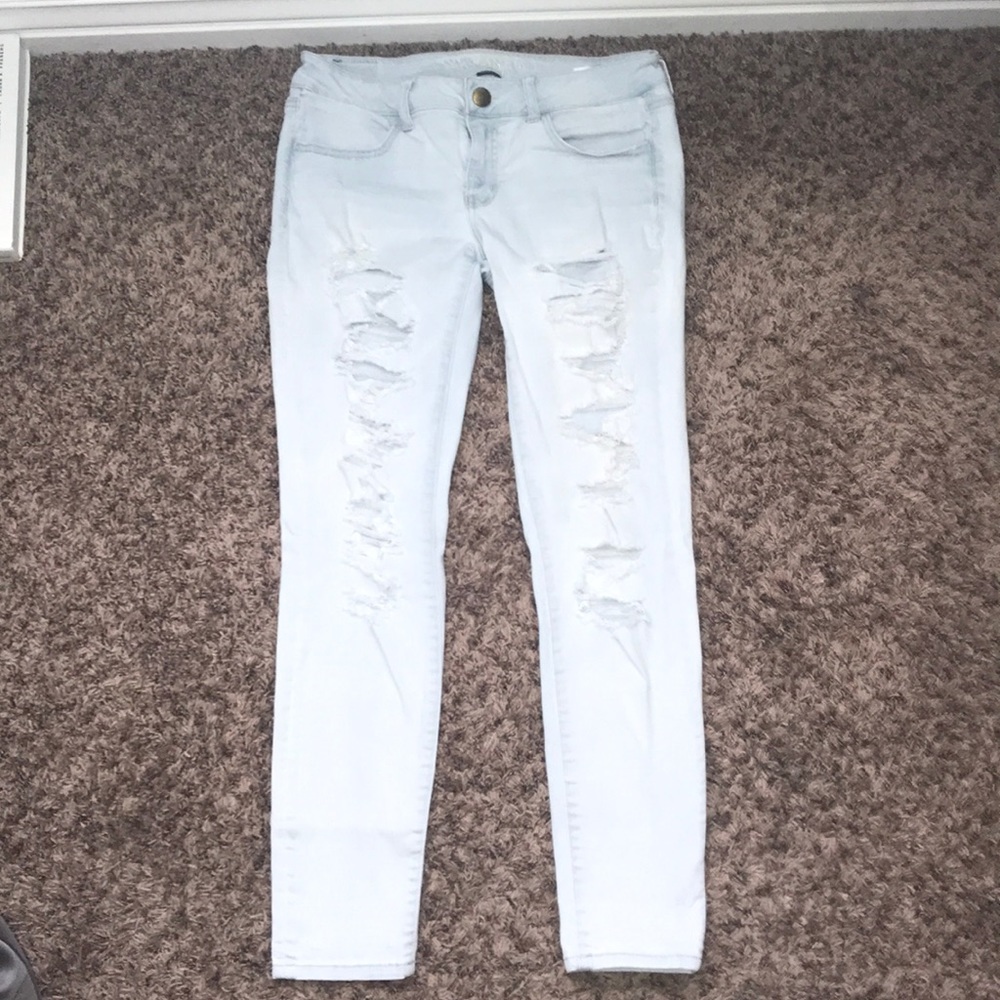 American Eagle Distressed Skinny Jeans Size 10